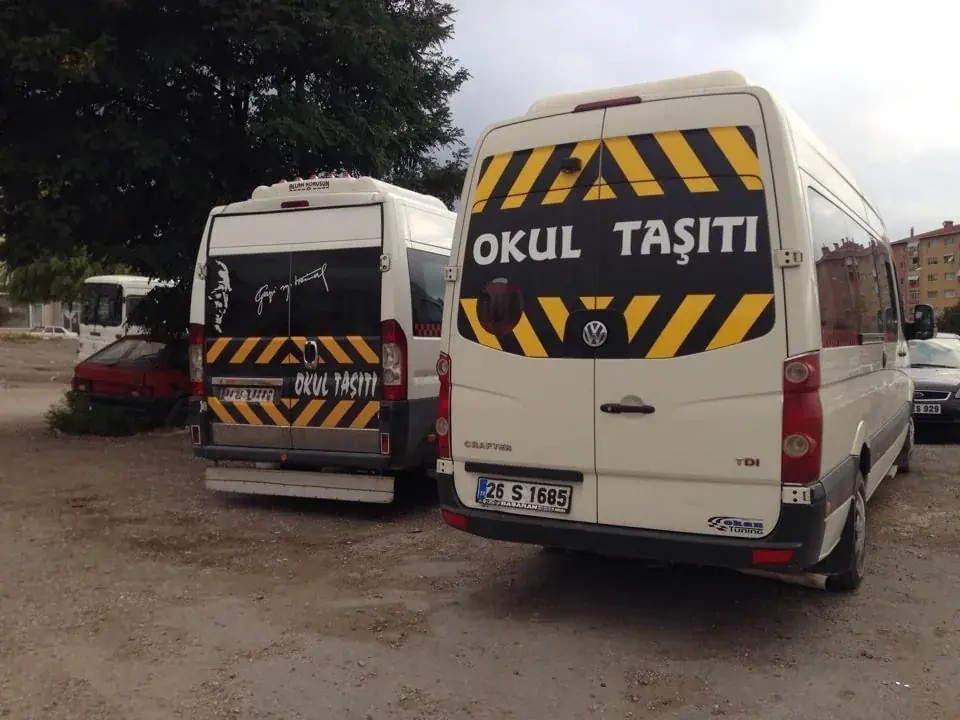 Personel ve okul servisi minibüsleri